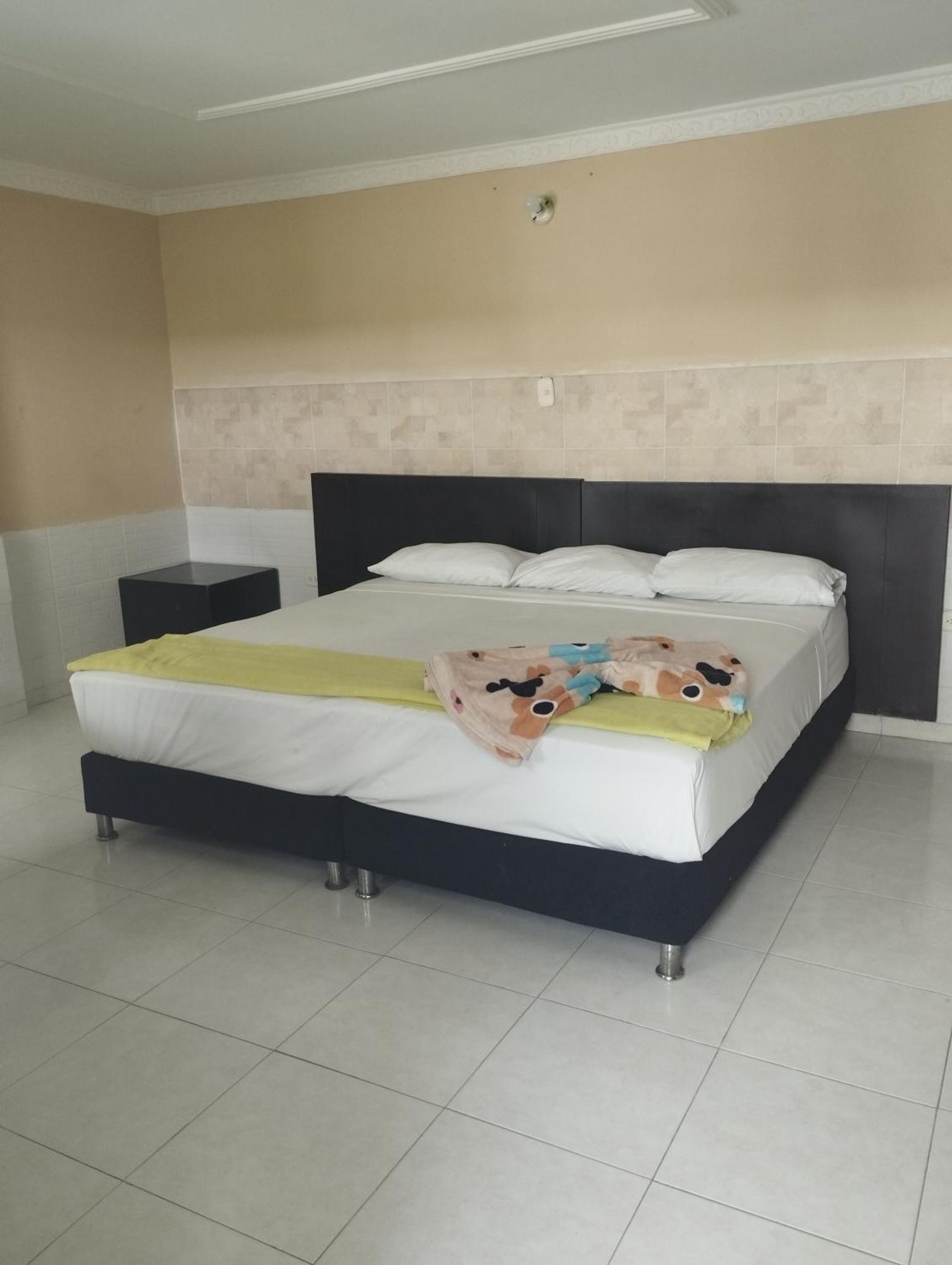 Hotel Fundacooedumag Rodadero Санта-Марта Экстерьер фото
